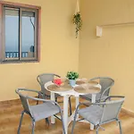 Apartamento Sunset Arena By Helloapartments *